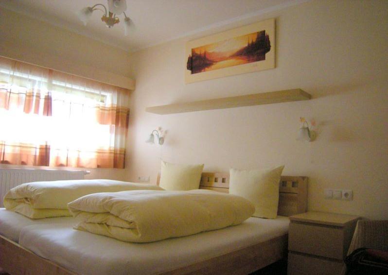 Gasthof Panorama Ehrwald Room photo